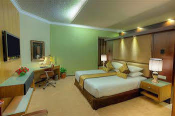 The Atria Bangalore Bagian luar foto